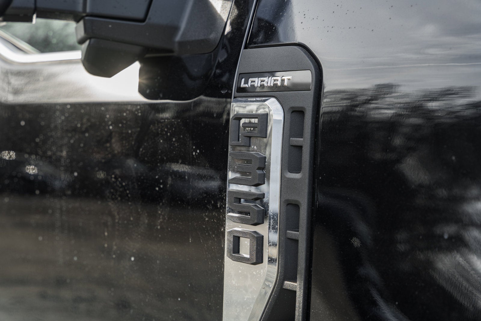 2026 Ford Super Duty F-350 SRW LARIAT