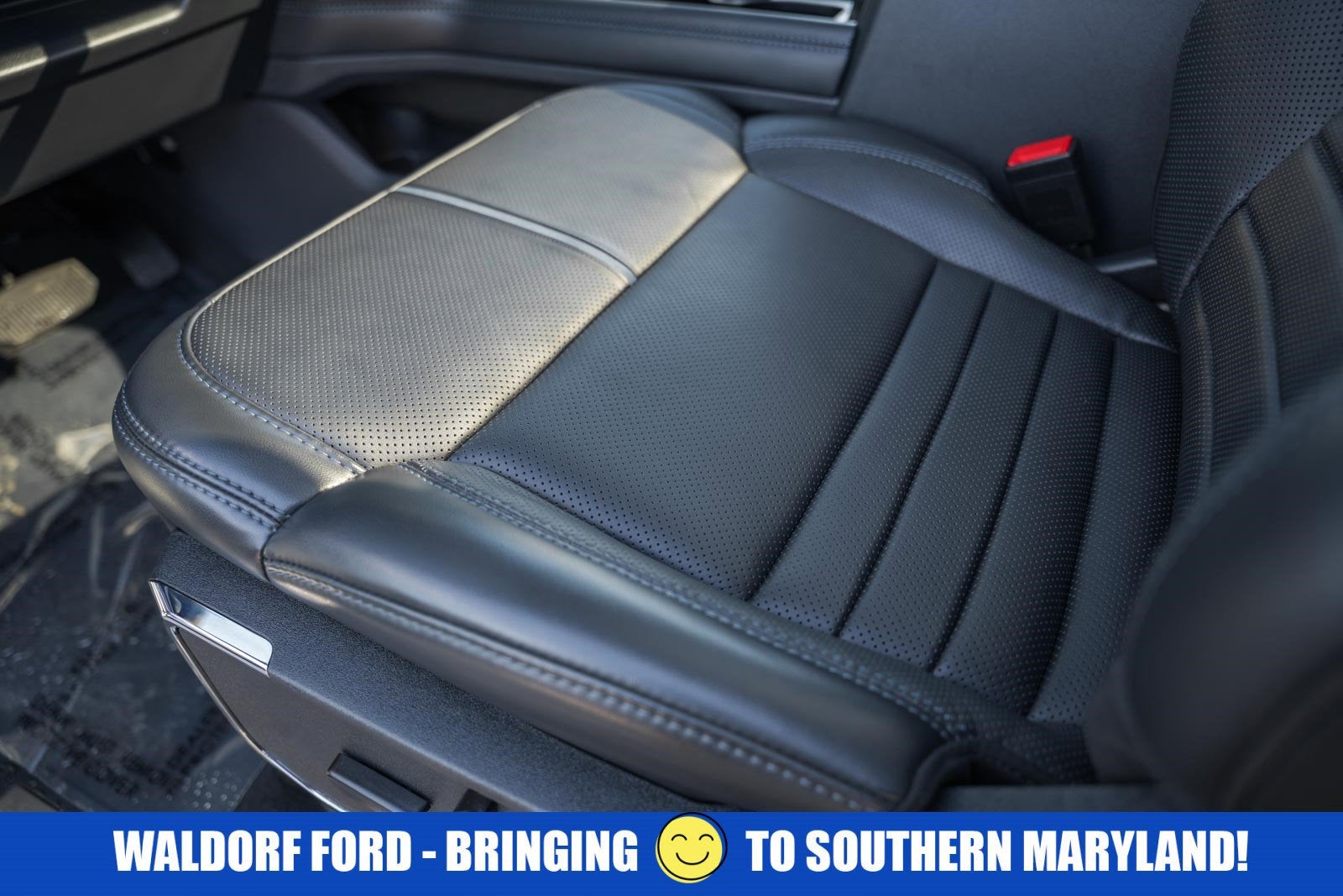 2025 Ford Super Duty F-350 DRW Platinum