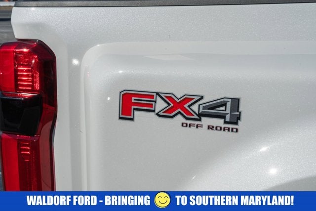 2025 Ford Super Duty F-350 DRW Platinum