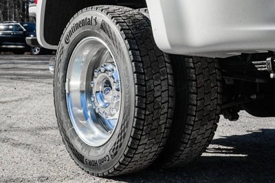 2026 Ford Super Duty F-450 DRW Platinum DRW