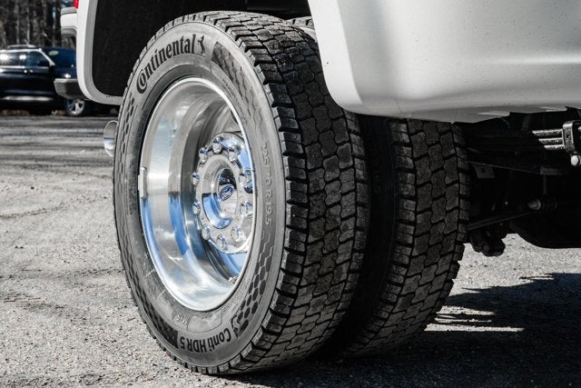 2026 Ford Super Duty F-450 DRW Platinum DRW