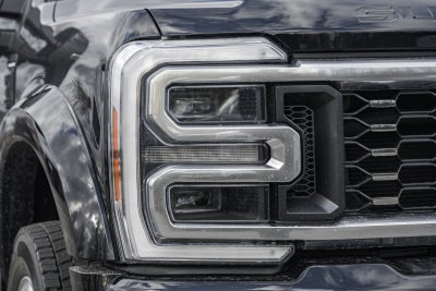 2026 Ford Super Duty F-450 DRW Platinum DRW