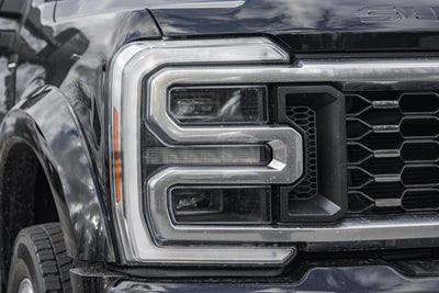 2026 Ford Super Duty F-450 DRW Platinum DRW