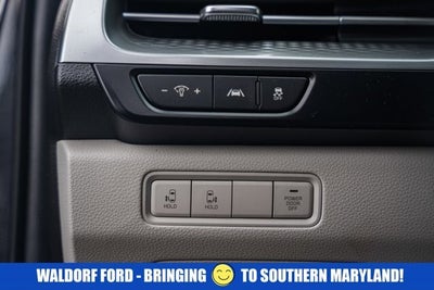 2023 Kia Carnival LX