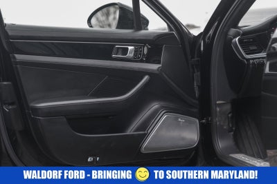 2017 Porsche Panamera Turbo