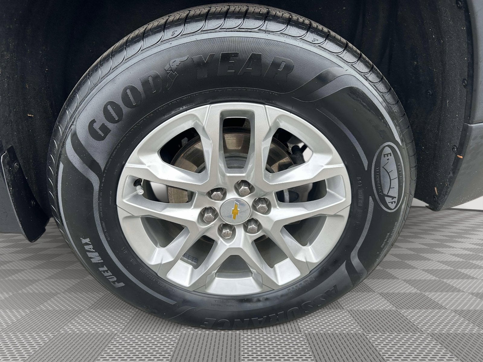 2022 Chevrolet Traverse LS