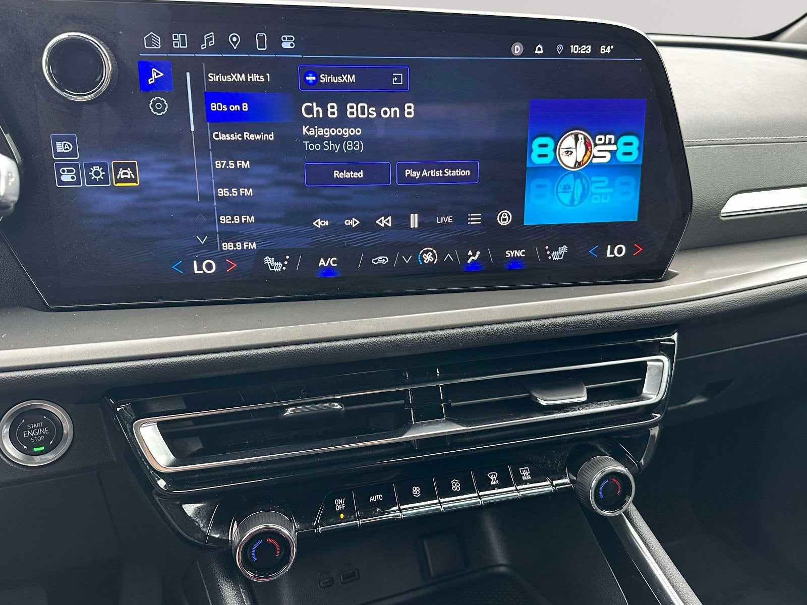 2024 Chevrolet Traverse LS