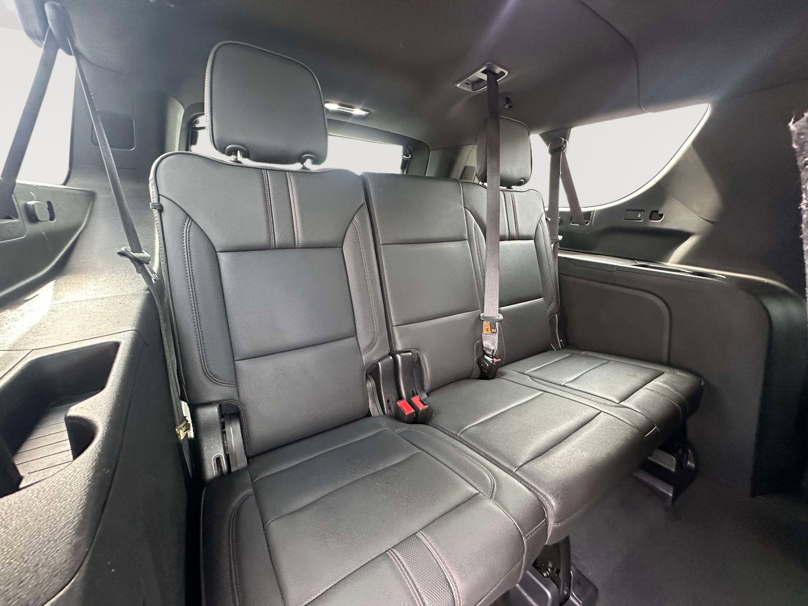 2021 Chevrolet Suburban RST