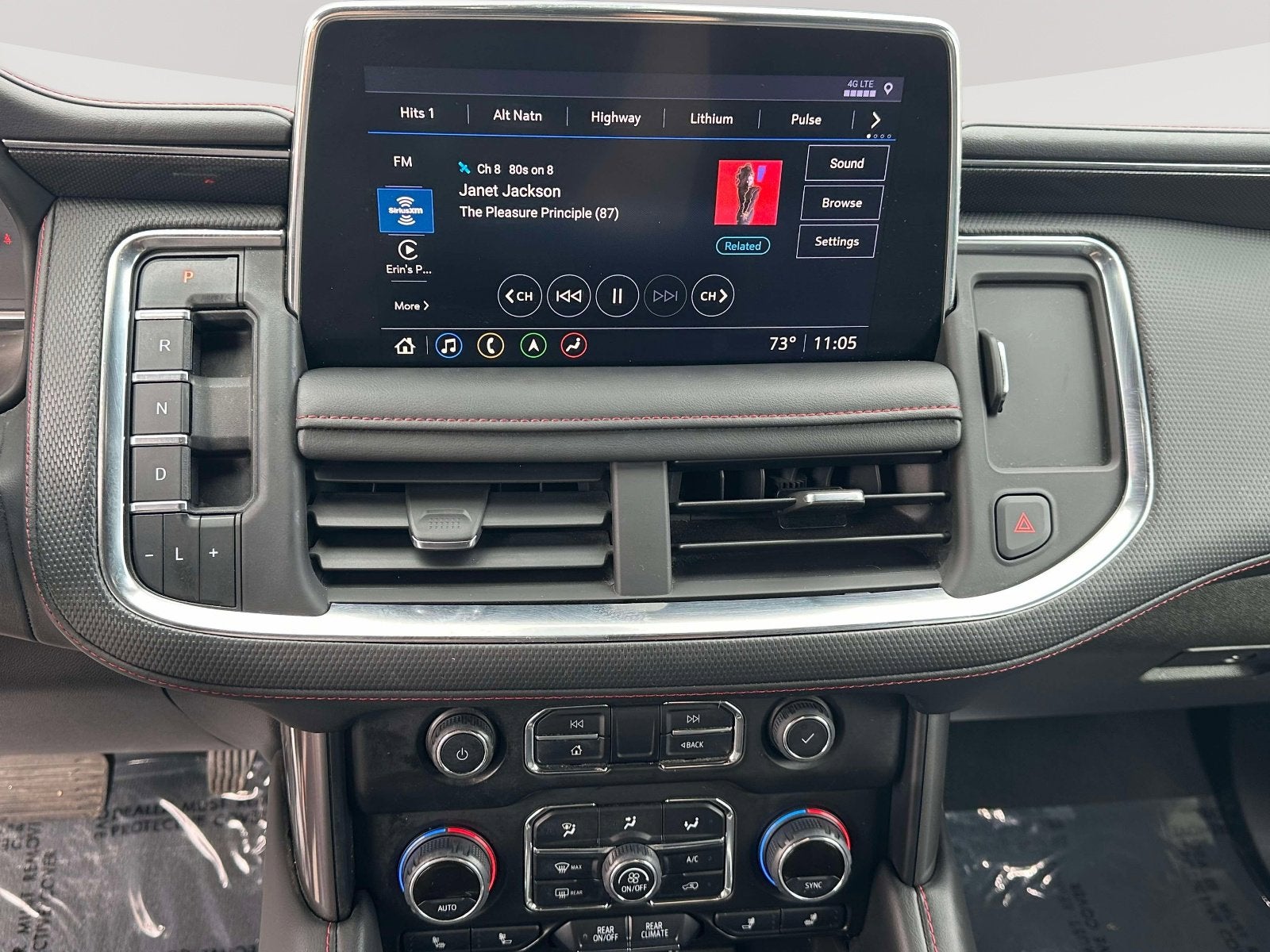 2021 Chevrolet Suburban RST