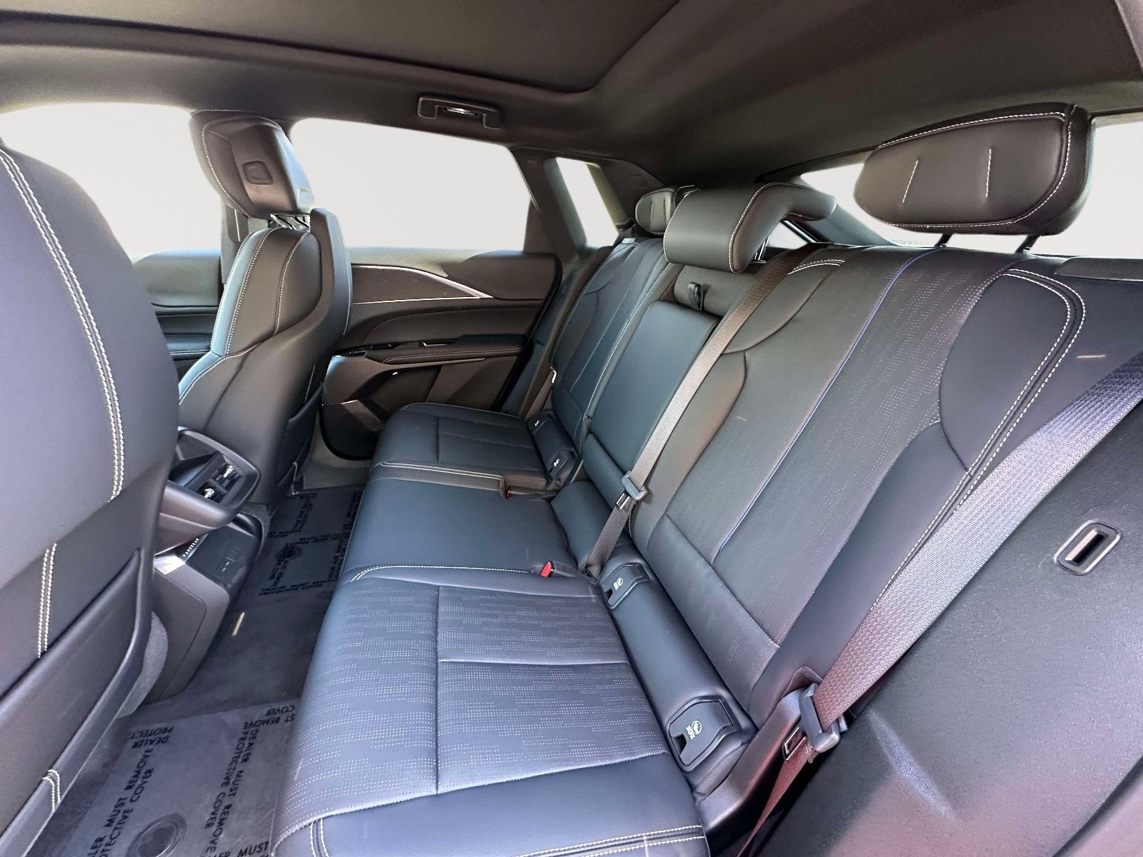 2024 Cadillac LYRIQ Sport 1