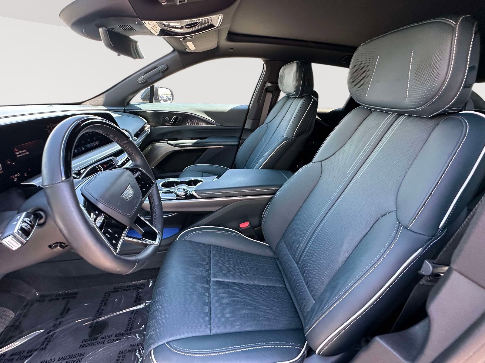 2024 Cadillac LYRIQ Sport 3