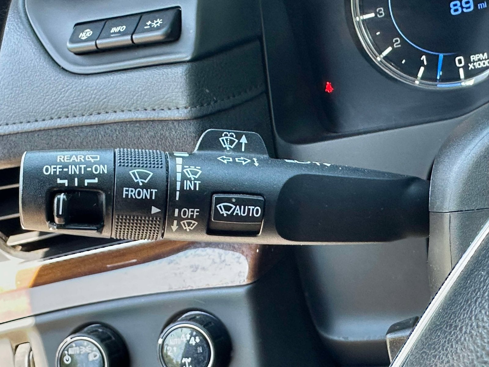 2020 Cadillac Escalade ESV Premium Luxury