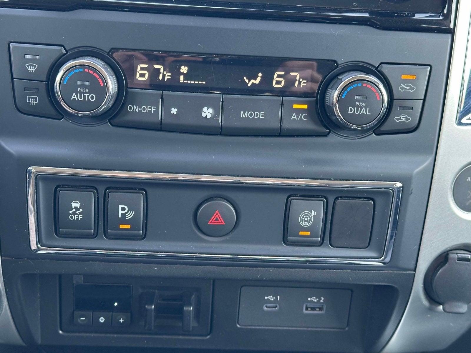 2020 Nissan Titan SV