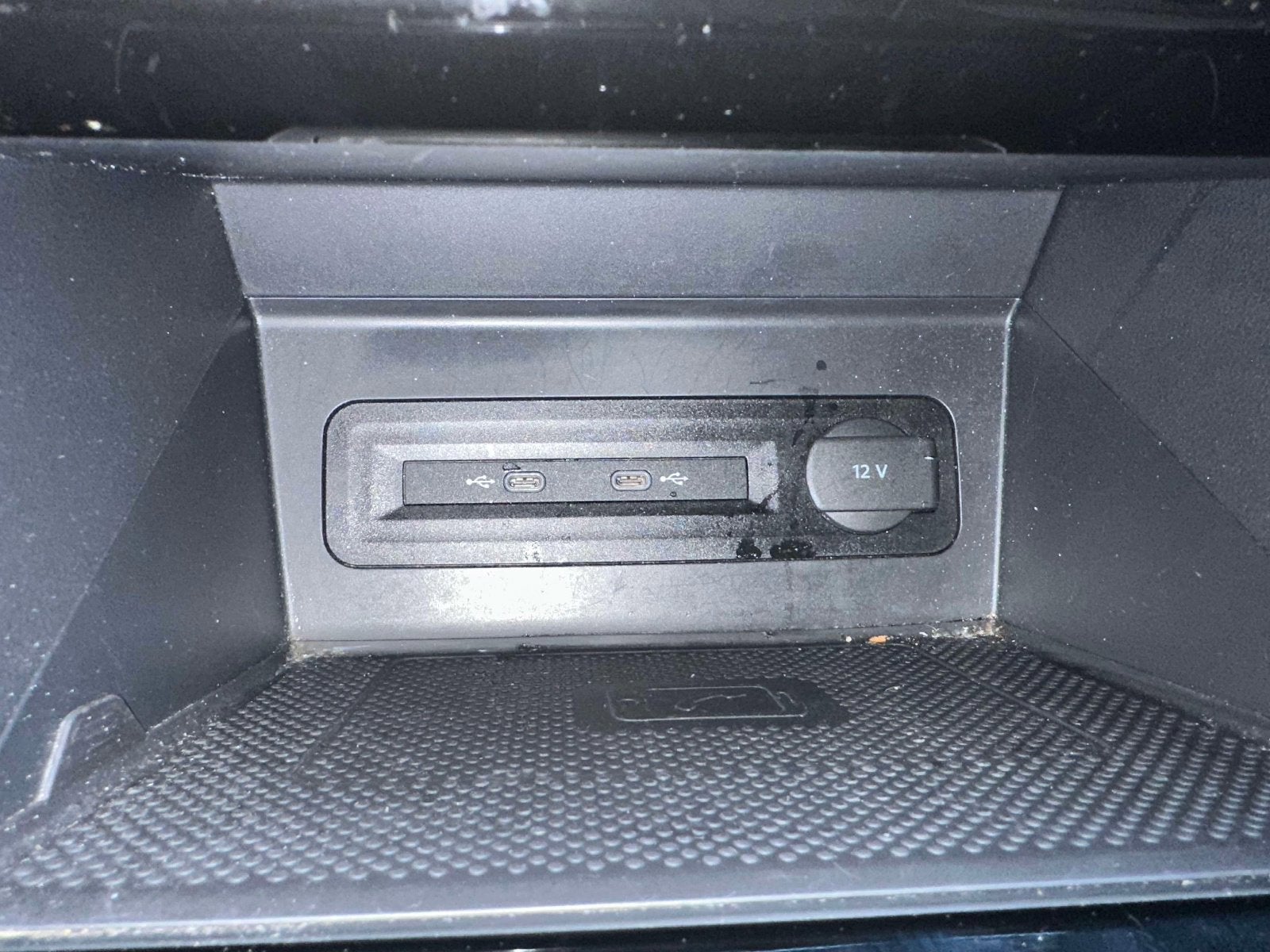 2022 Volkswagen Atlas Cross Sport 2.0T SE w/Technology