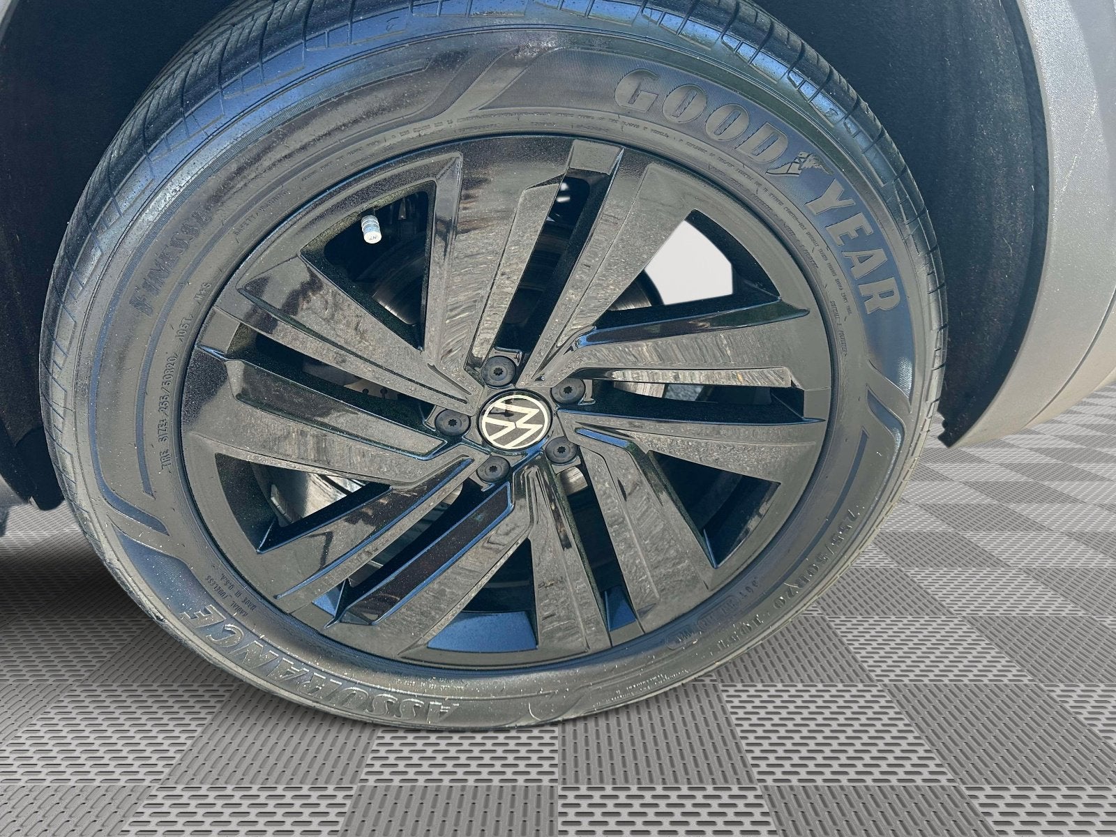 2022 Volkswagen Atlas Cross Sport 2.0T SE w/Technology