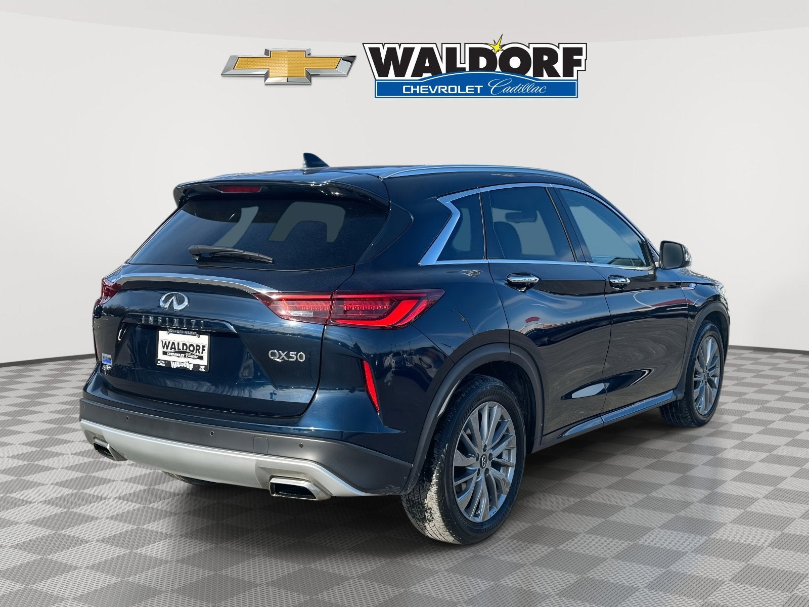 2024 INFINITI QX50 LUXE