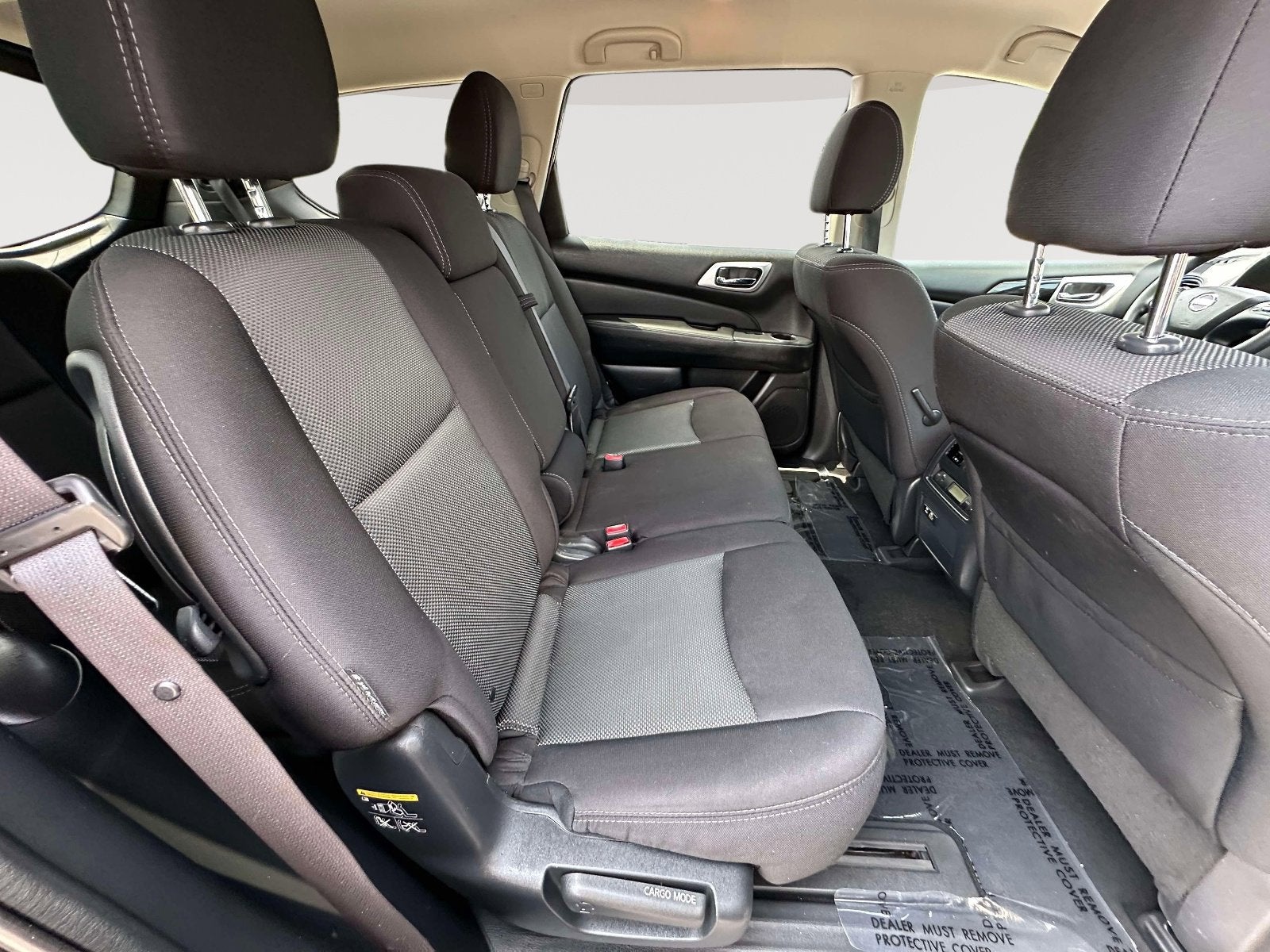 2020 Nissan Pathfinder S