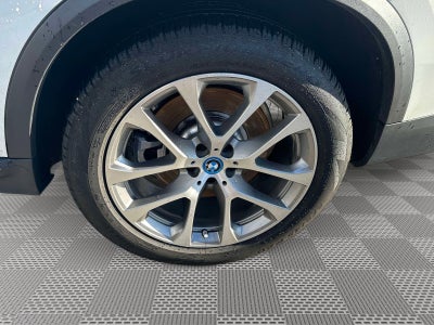 2025 BMW X5 xDrive50e