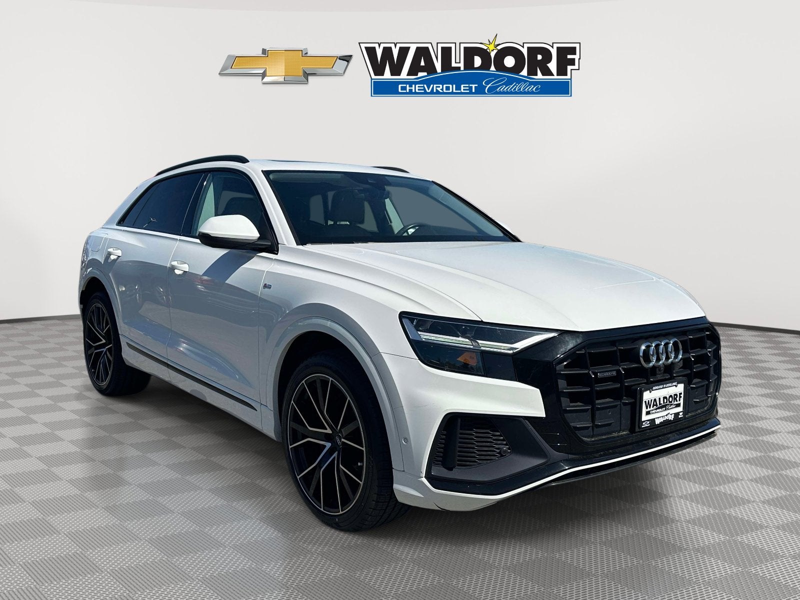 2019 Audi Q8 Premium Plus
