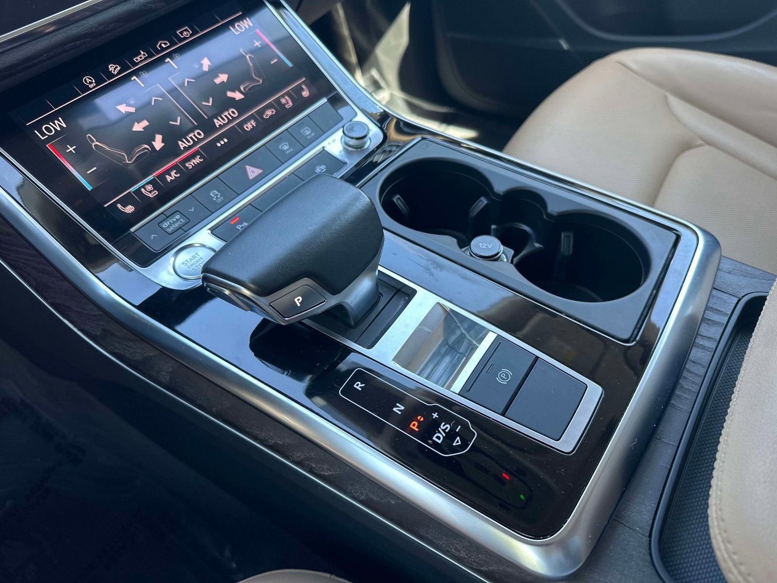 2019 Audi Q8 Premium Plus