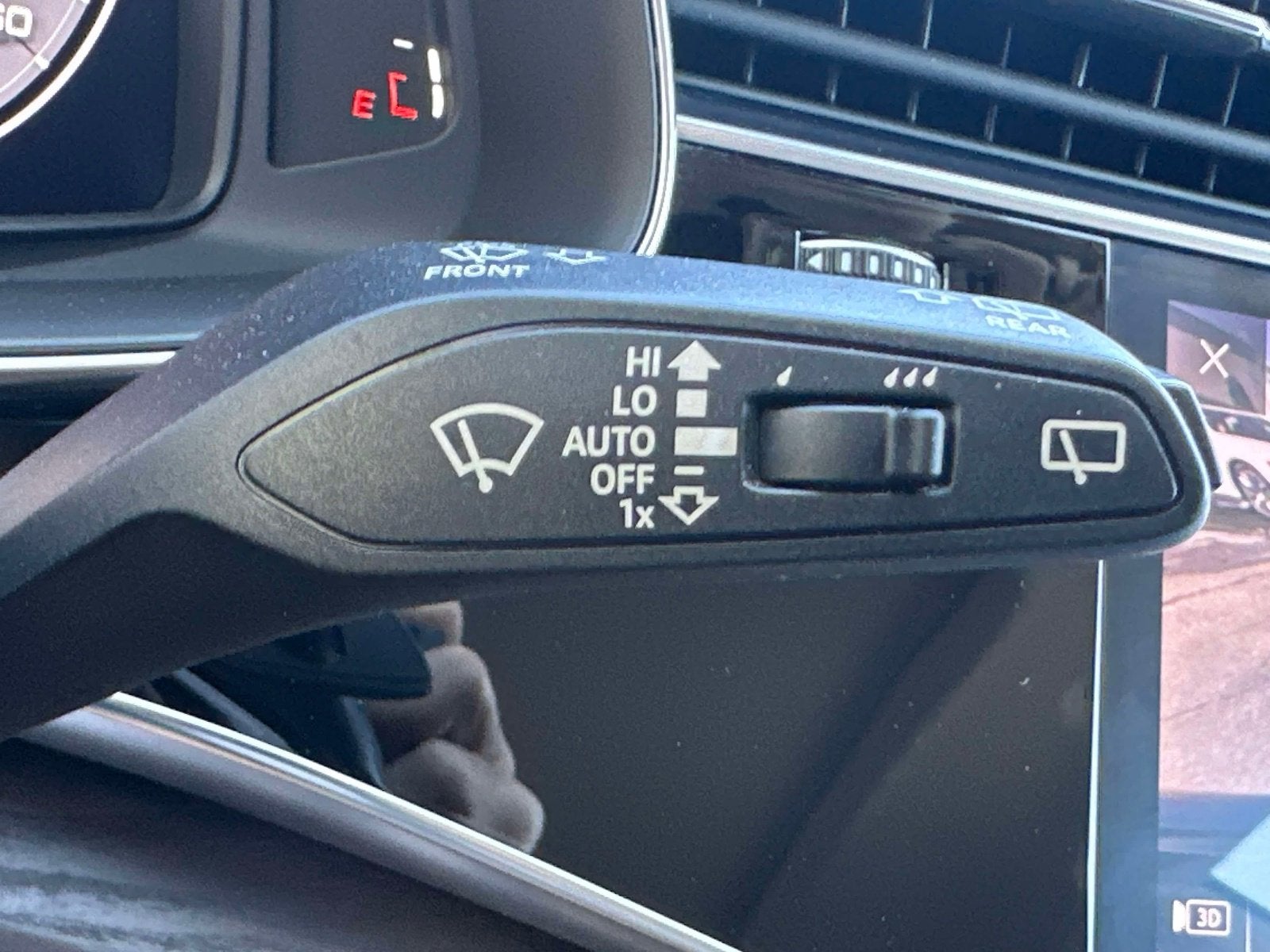 2019 Audi Q8 Premium Plus