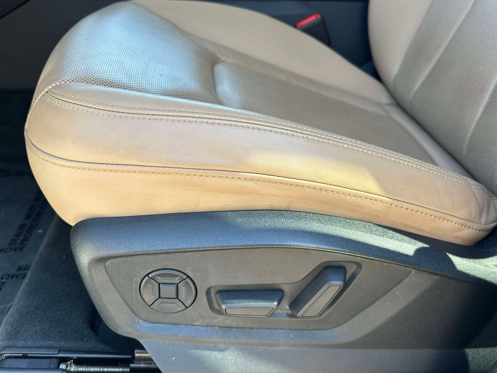 2019 Audi Q8 Premium Plus