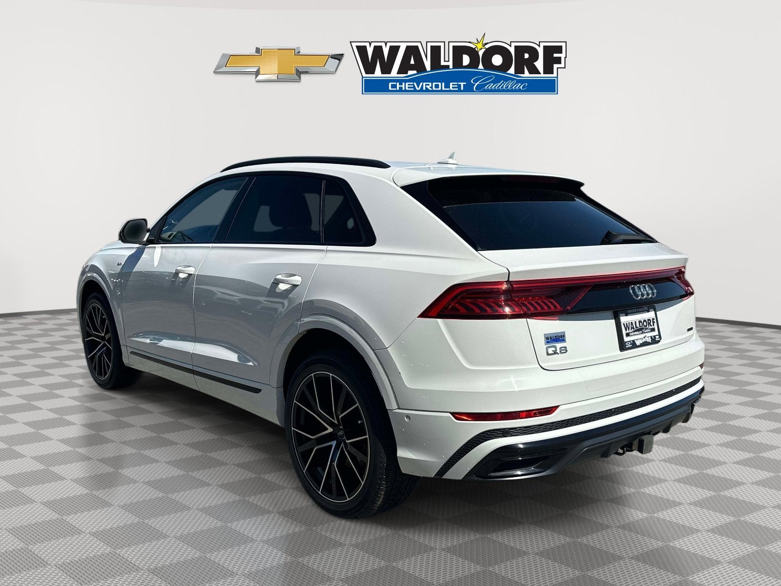 2019 Audi Q8 Premium Plus