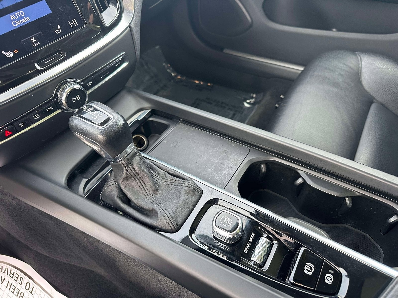 2021 Volvo V60 Cross Country Base