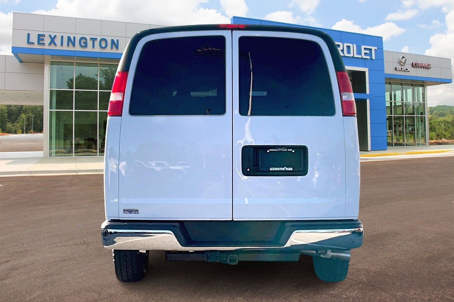 2018 Chevrolet Express Passenger 2500 LT