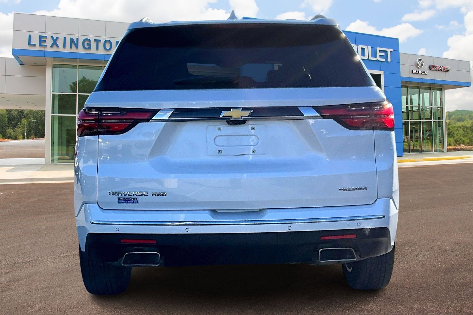 2023 Chevrolet Traverse Premier