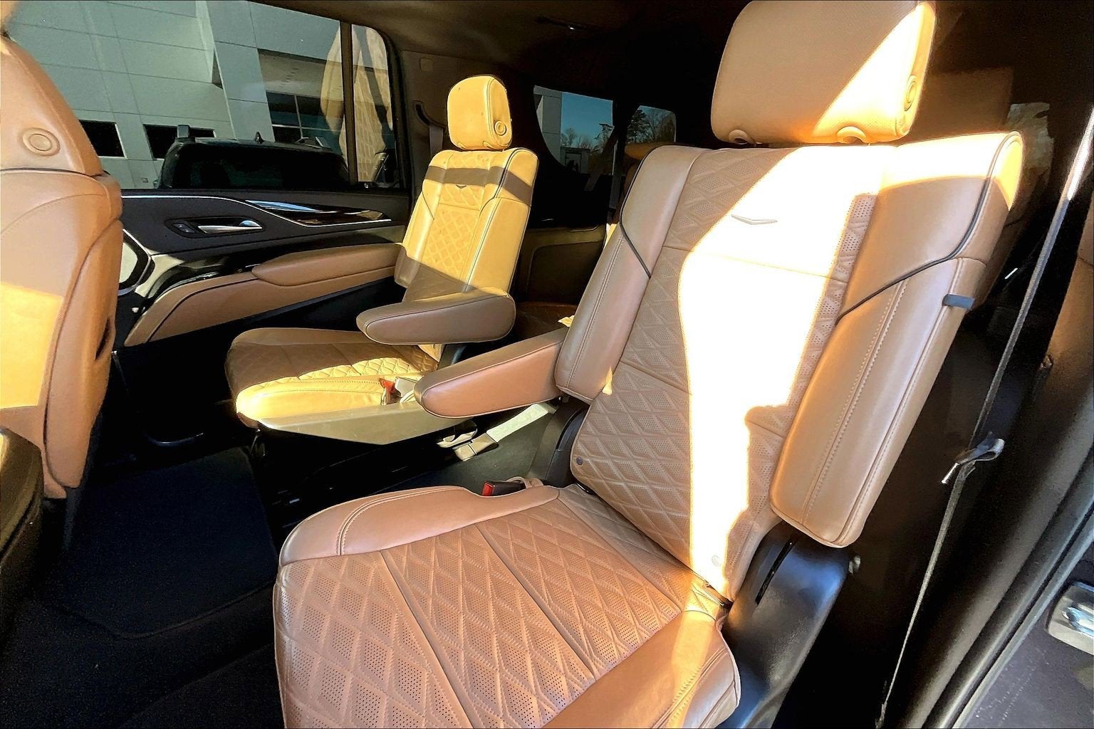 2022 Cadillac Escalade ESV Sport