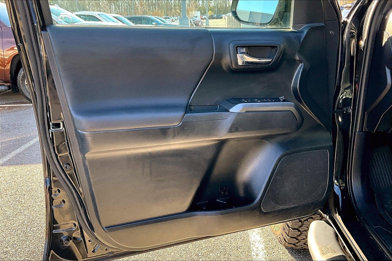 2019 Toyota Tacoma SR V6