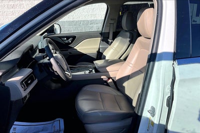 2022 Lincoln Aviator Standard