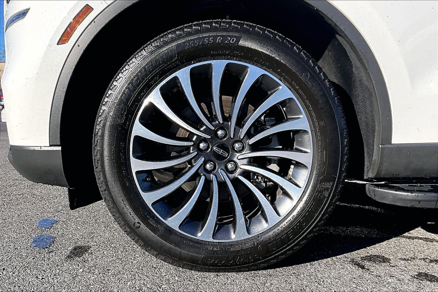 2022 Lincoln Aviator Standard